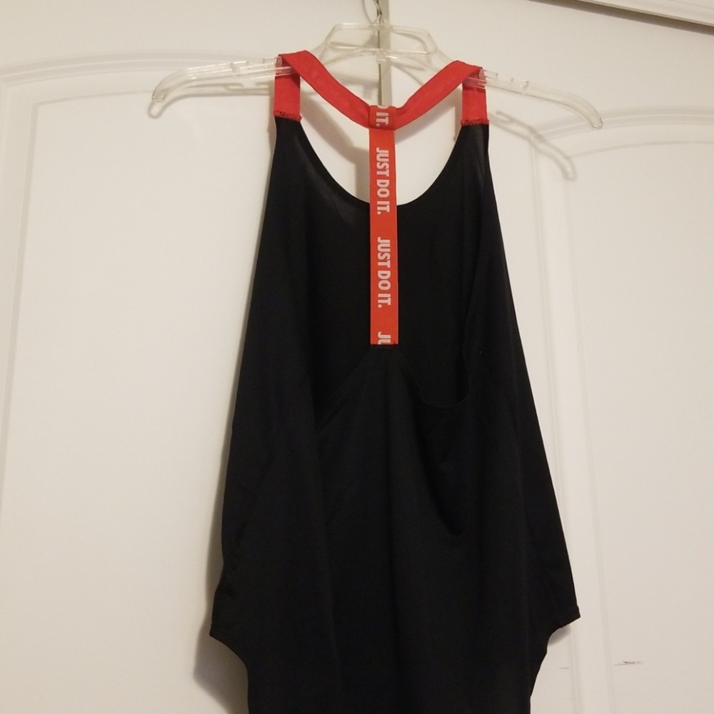 Nike Dri fit workout tank